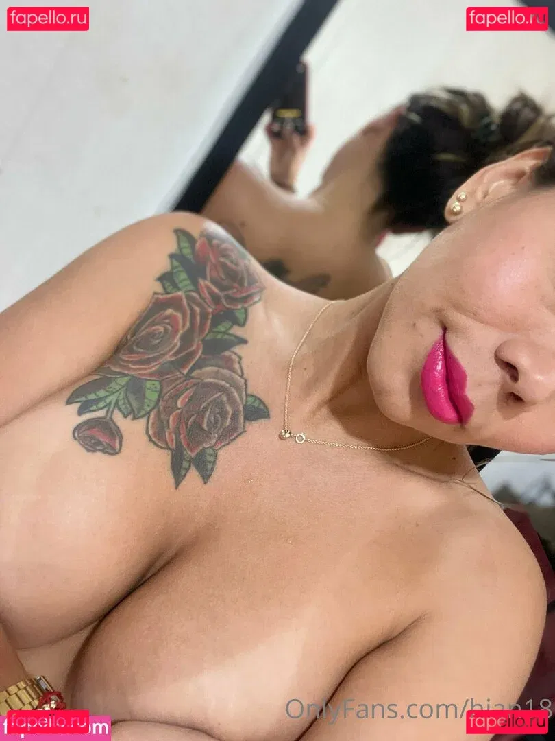 hian18 Onlyfans Photo Gallery 