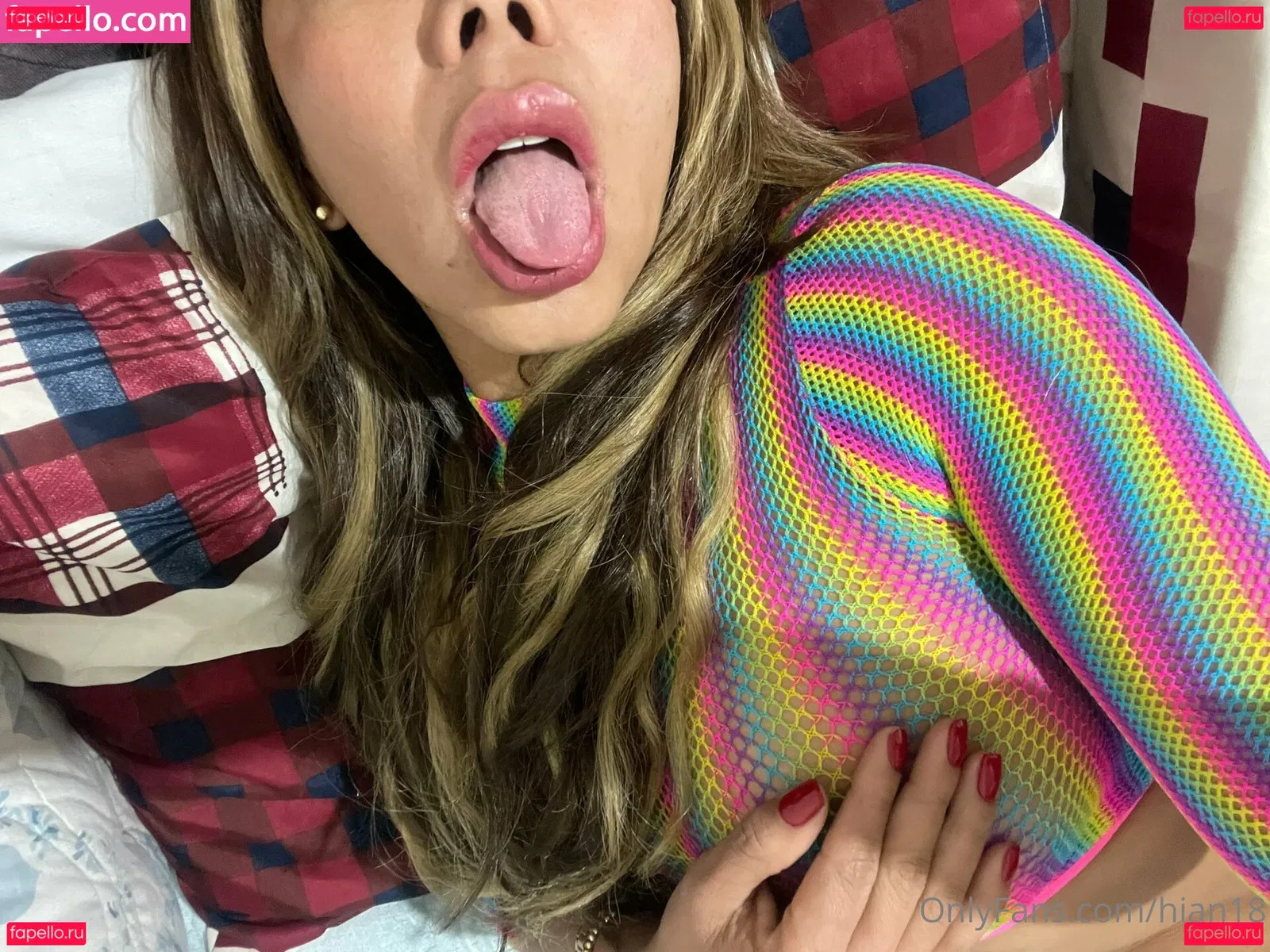 hian18 Onlyfans Photo Gallery 