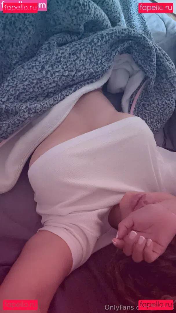 hian18 Onlyfans Photo Gallery 