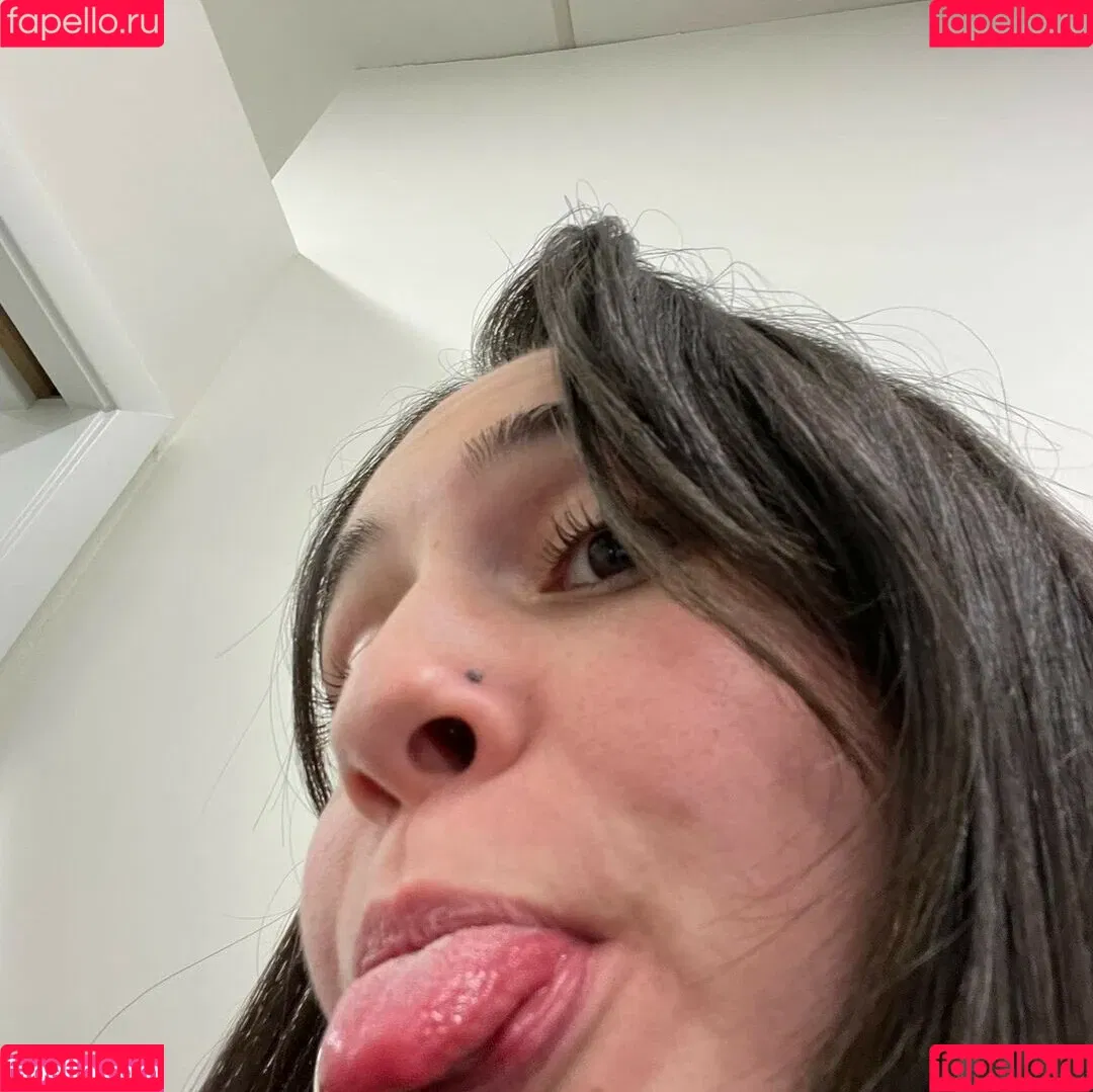 Bea Miller Onlyfans Photo Gallery 