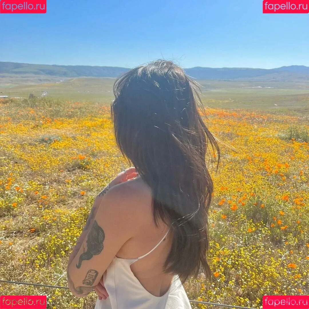 Bea Miller Onlyfans Photo Gallery 
