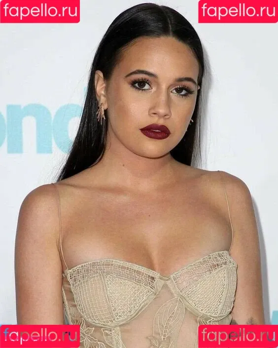 Bea Miller Onlyfans Photo Gallery 