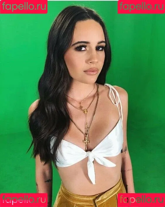 Bea Miller Onlyfans Photo Gallery 
