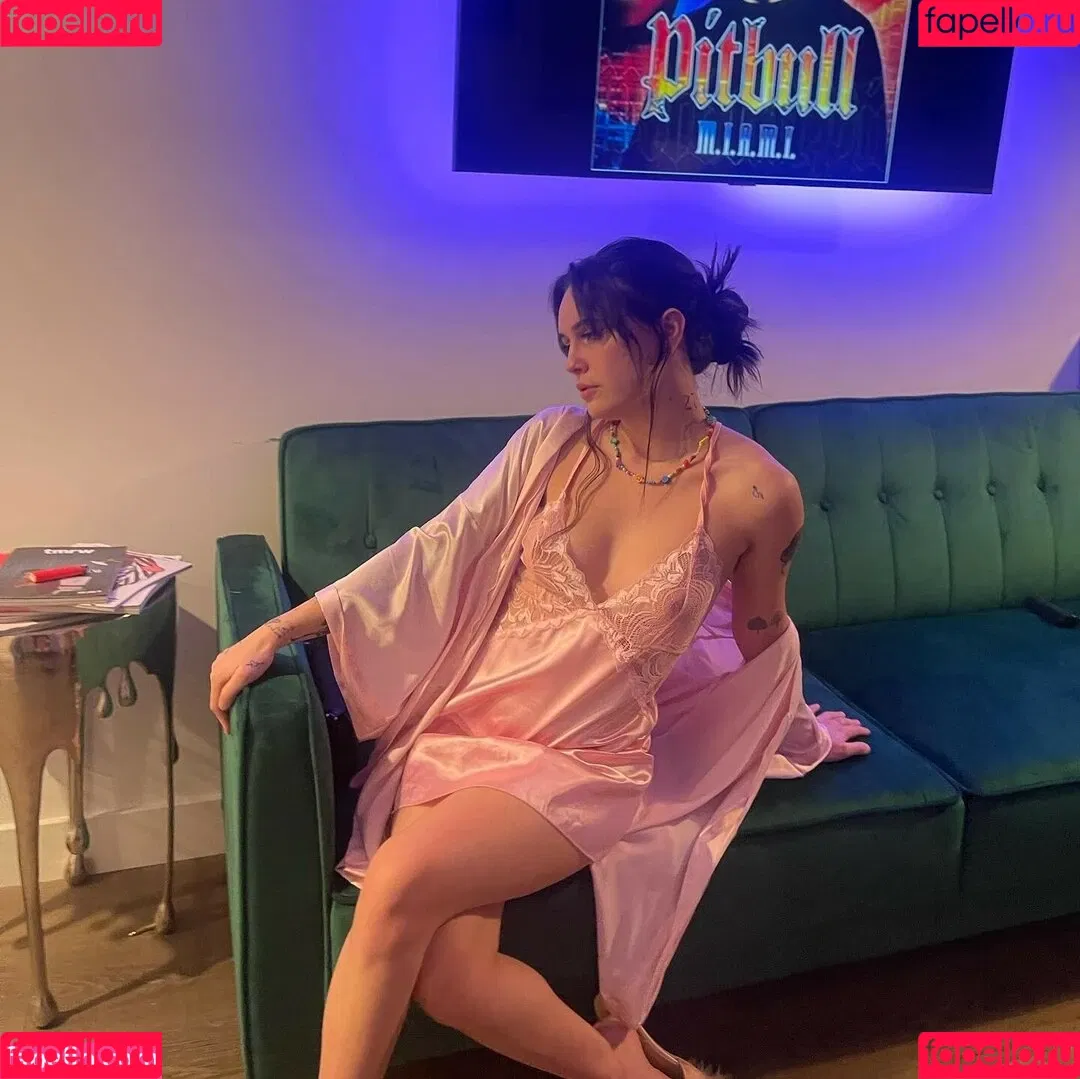 Bea Miller Onlyfans Photo Gallery 