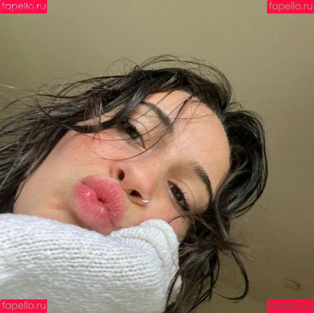 Bea Miller Onlyfans Photo Gallery 