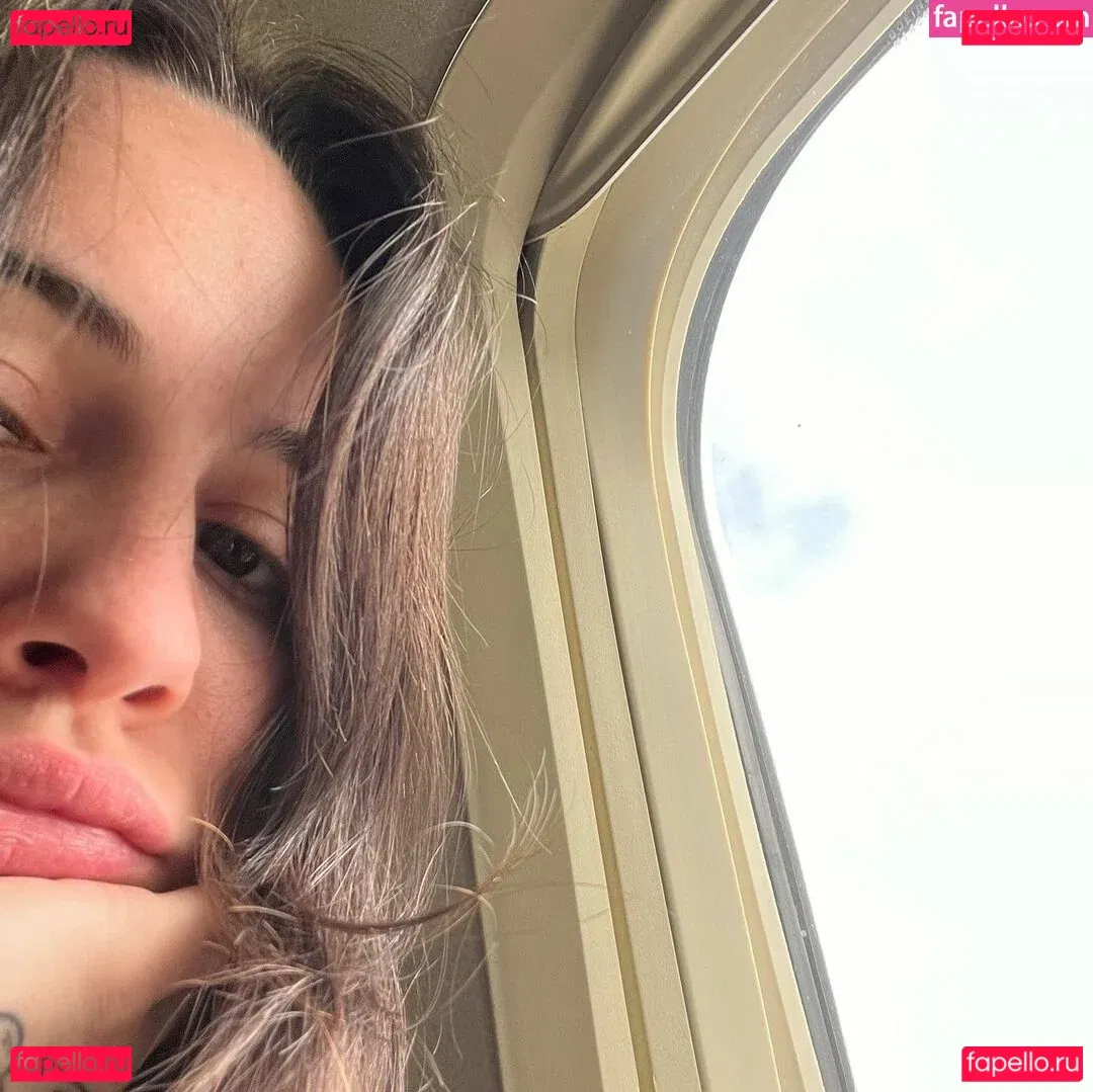 Bea Miller Onlyfans Photo Gallery 