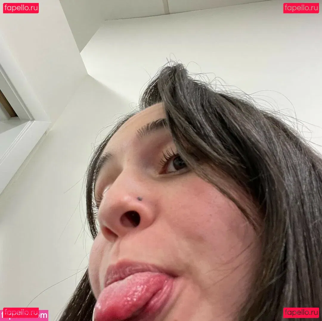 Bea Miller Onlyfans Photo Gallery 