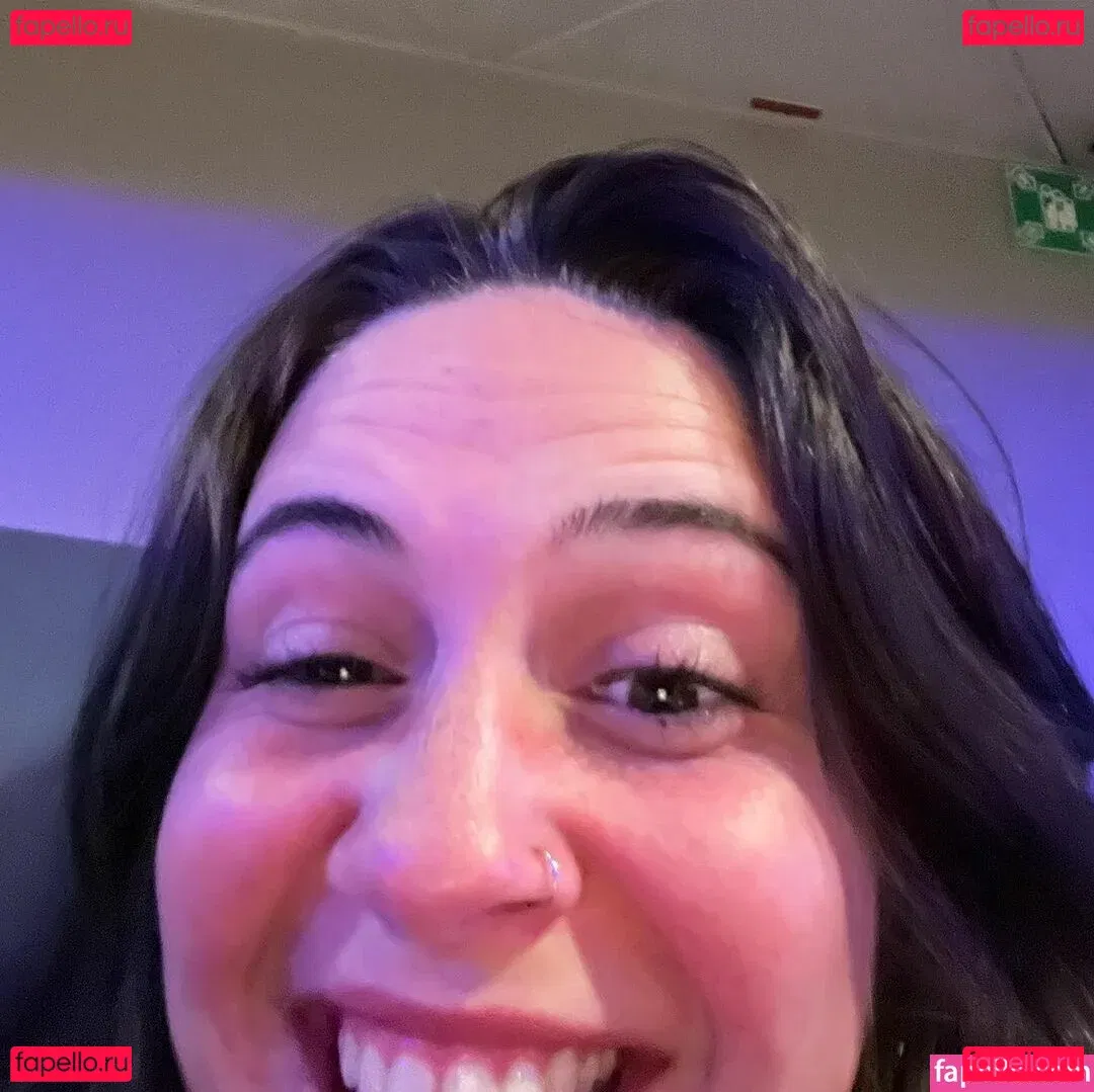 Bea Miller Onlyfans Photo Gallery 