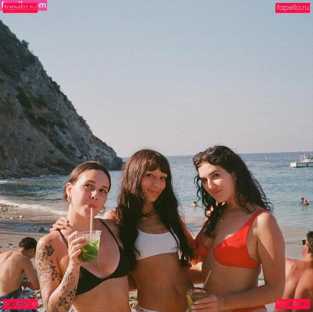 Bea Miller Onlyfans Photo Gallery 