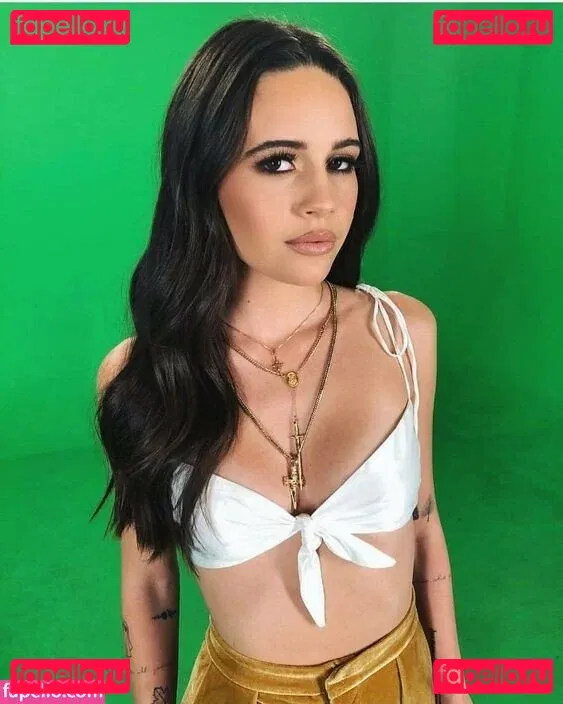 Bea Miller Onlyfans Photo Gallery 