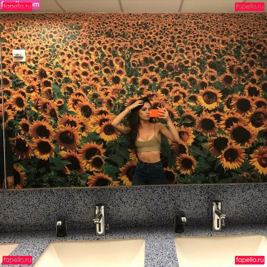 Bea Miller Onlyfans Photo Gallery 