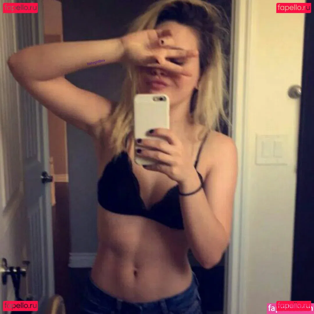 Bea Miller Onlyfans Photo Gallery 