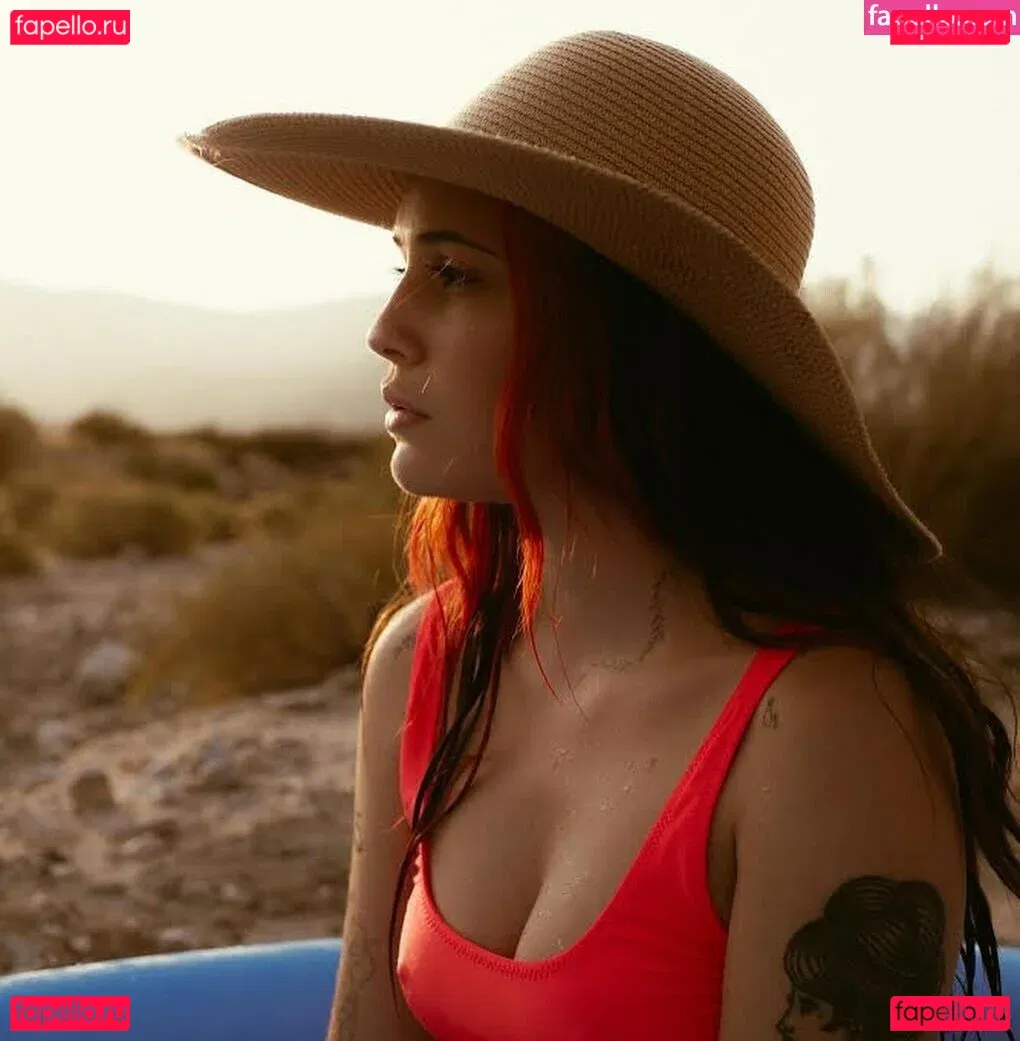 Bea Miller Onlyfans Photo Gallery 