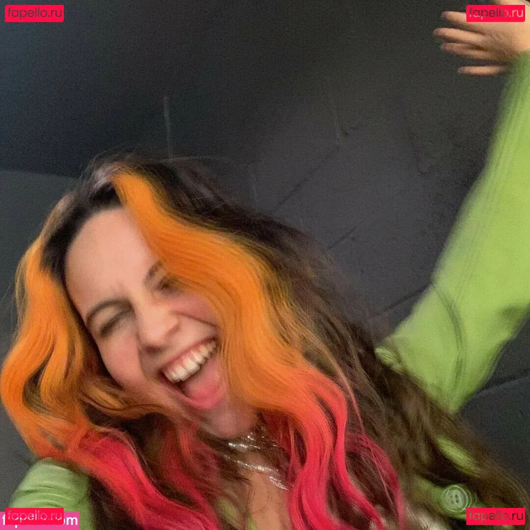 Bea Miller Onlyfans Photo Gallery 