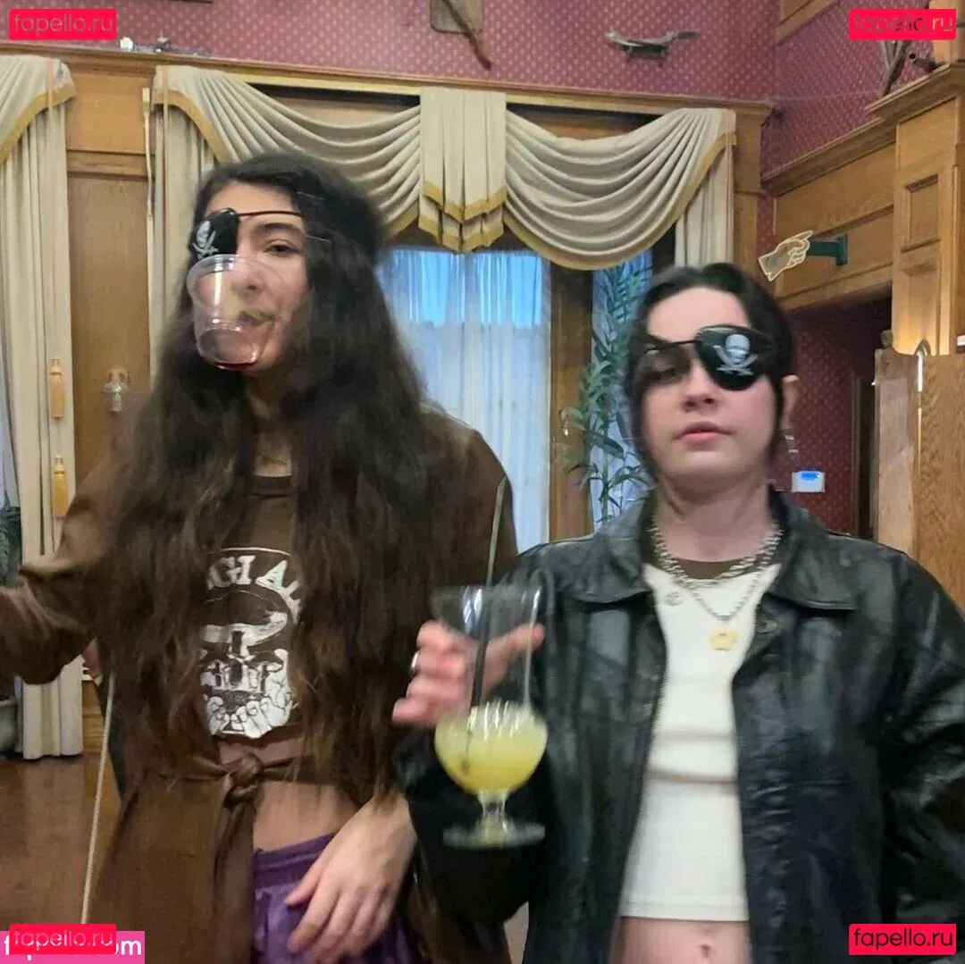 Bea Miller Onlyfans Photo Gallery 