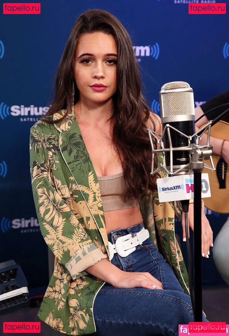 Bea Miller Onlyfans Photo Gallery 