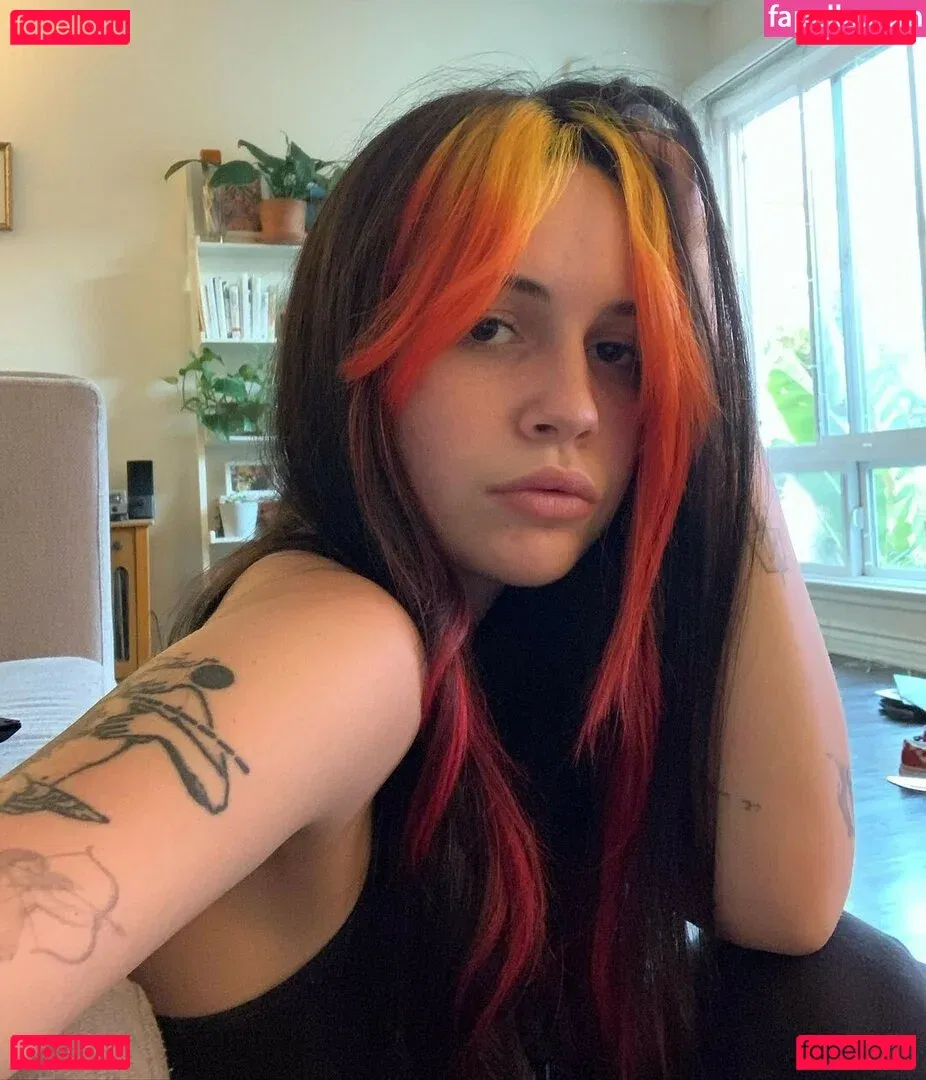 Bea Miller Onlyfans Photo Gallery 