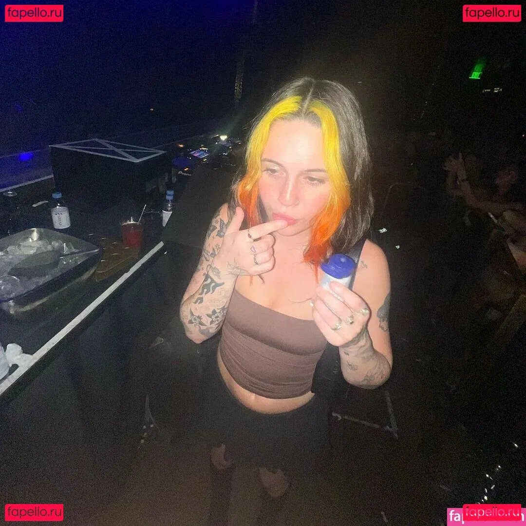 Bea Miller Onlyfans Photo Gallery 