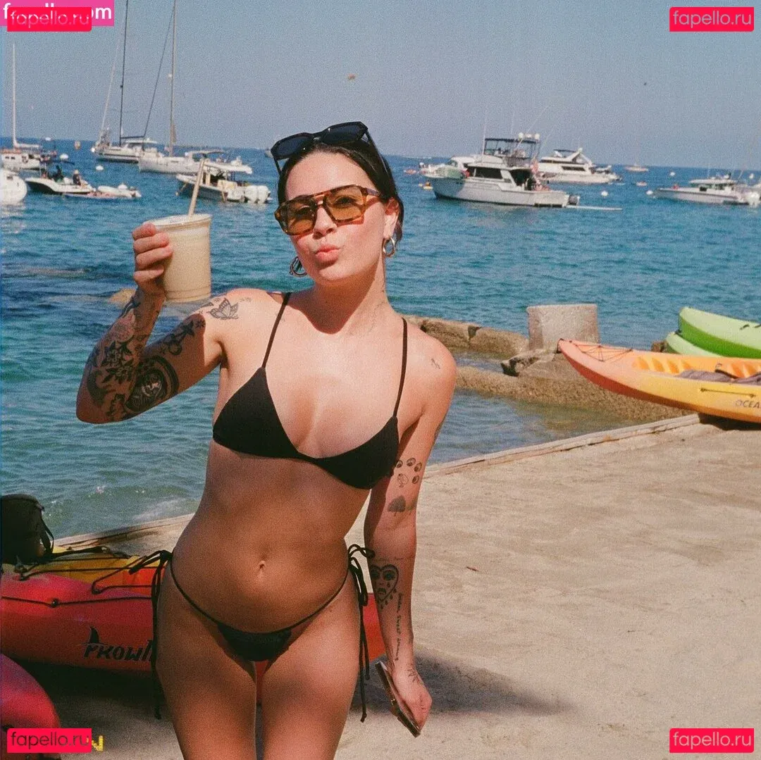 Bea Miller Onlyfans Photo Gallery 