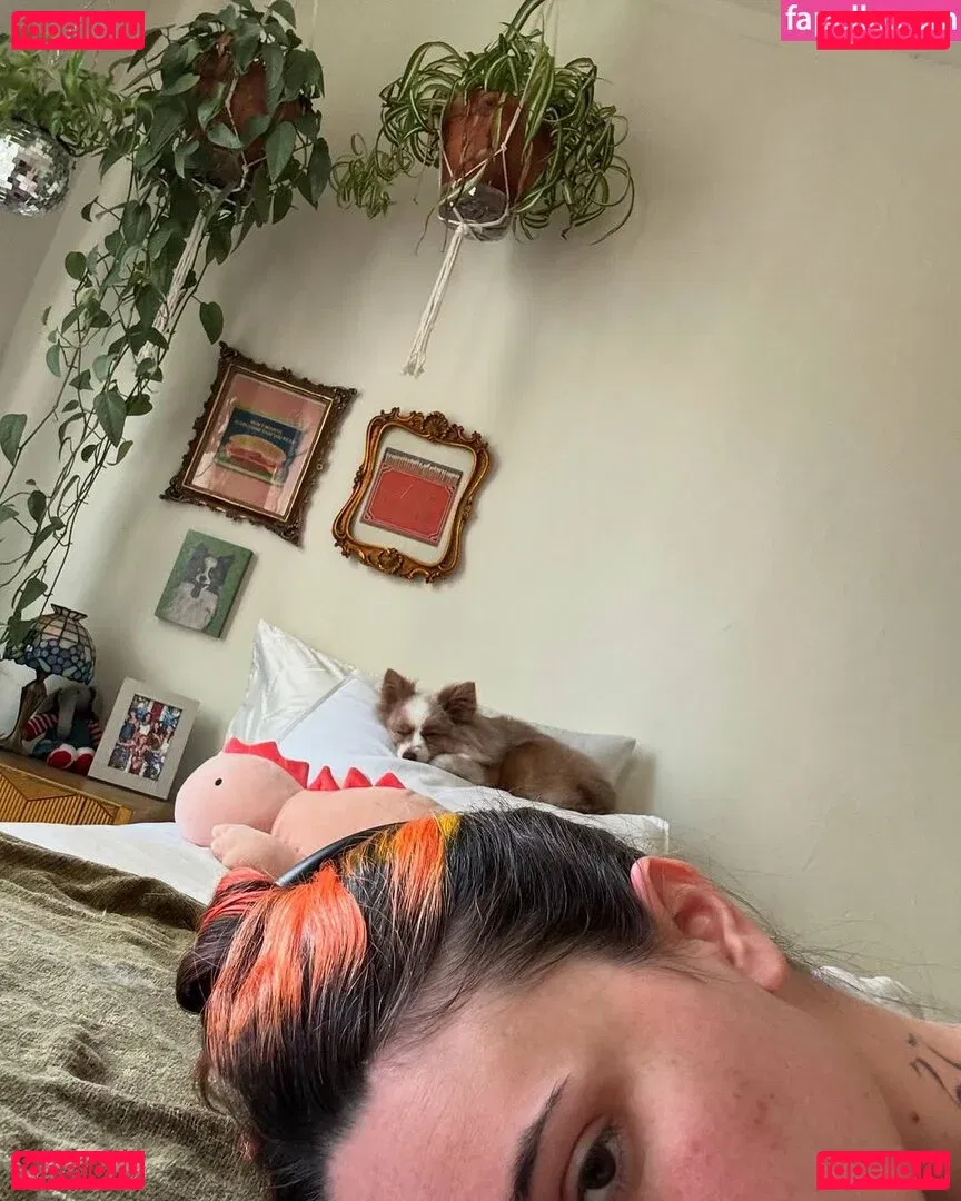 Bea Miller Onlyfans Photo Gallery 