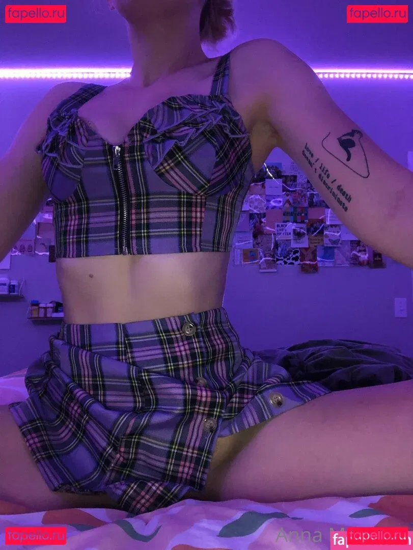 anna1001 Onlyfans Photo Gallery 