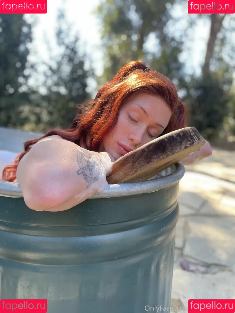 jennagargles Onlyfans Photo Gallery 