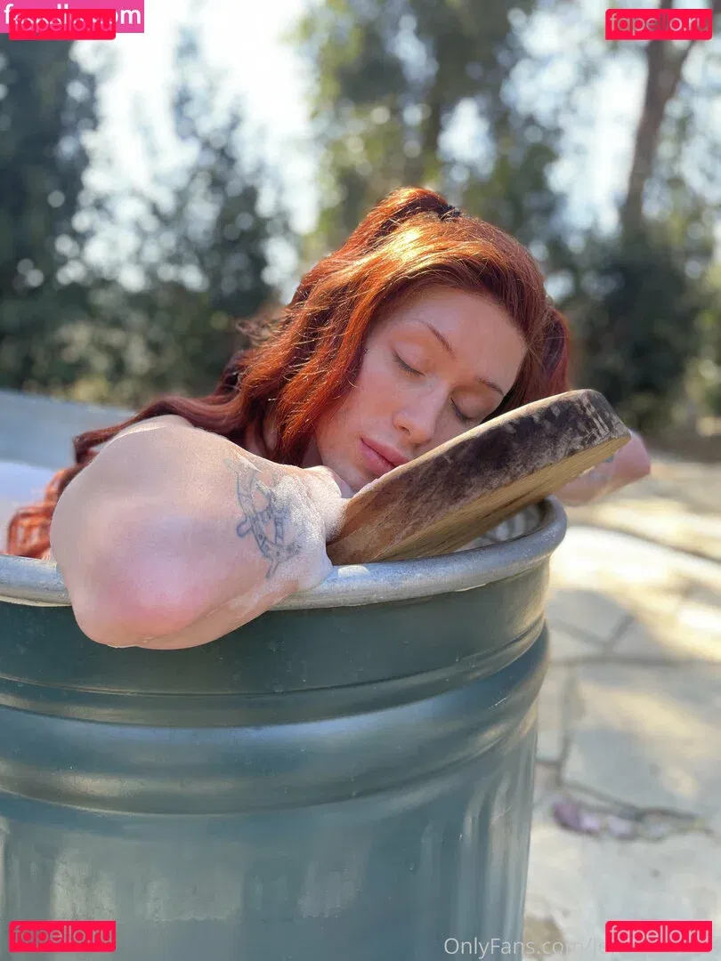 jennagargles Onlyfans Photo Gallery 