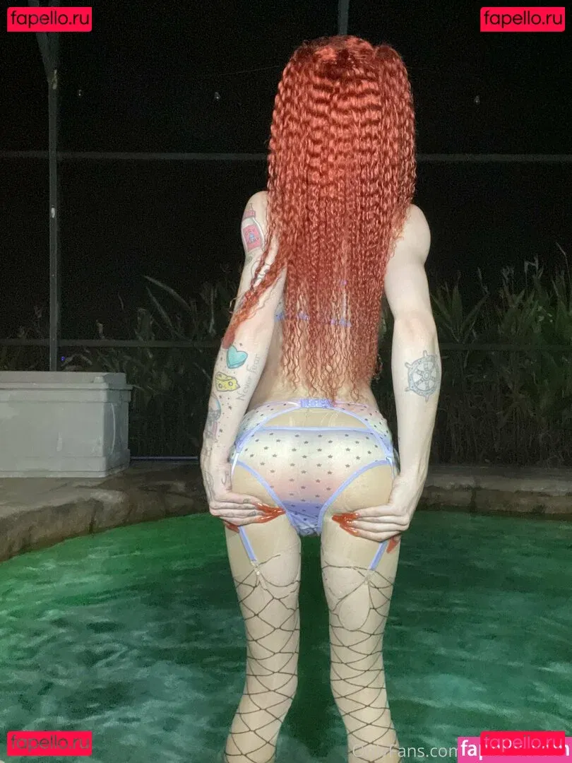 jennagargles Onlyfans Photo Gallery 