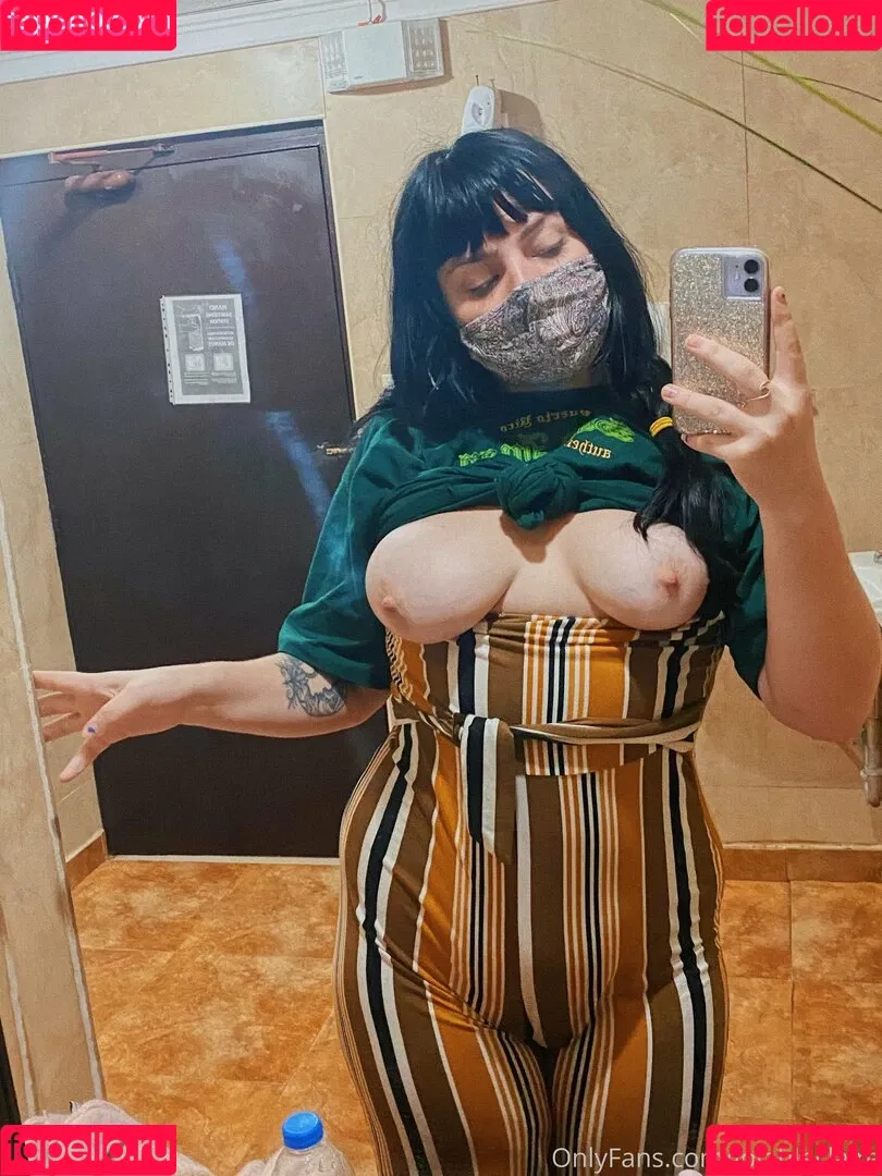 lolahleclaire Onlyfans Photo Gallery 