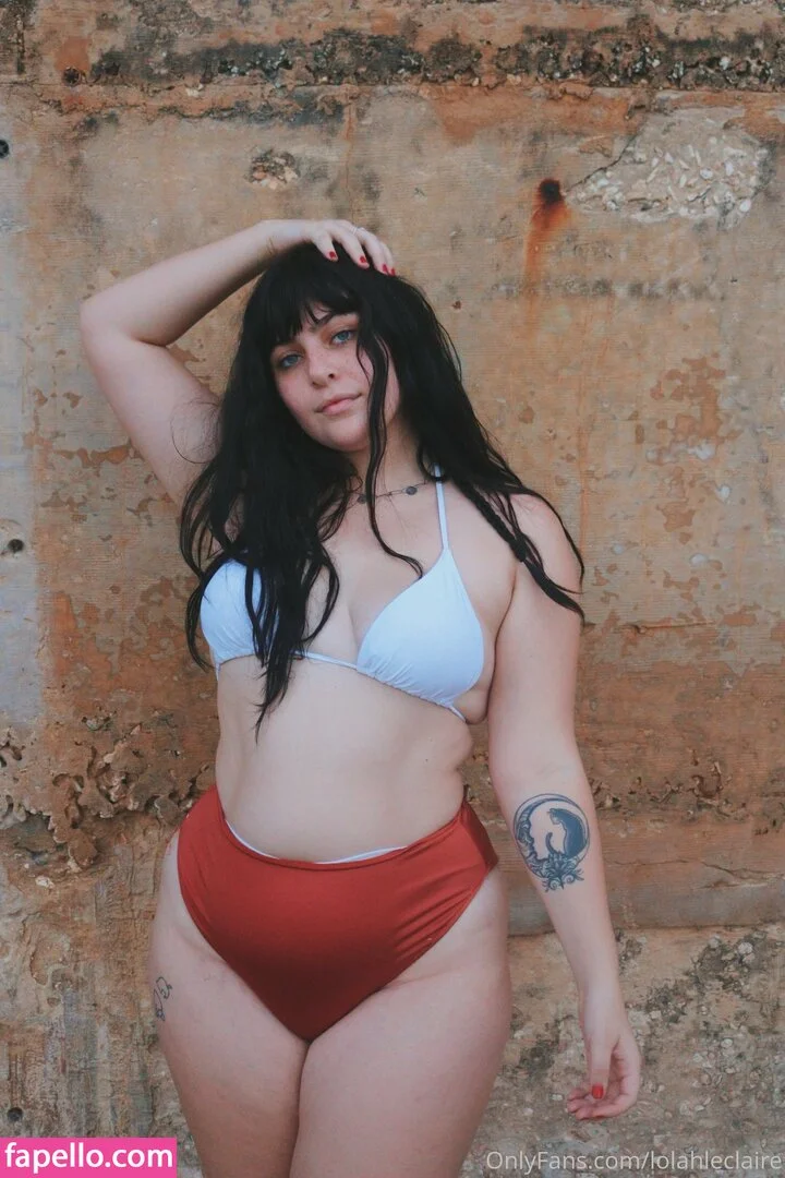 lolahleclaire Onlyfans Photo Gallery 