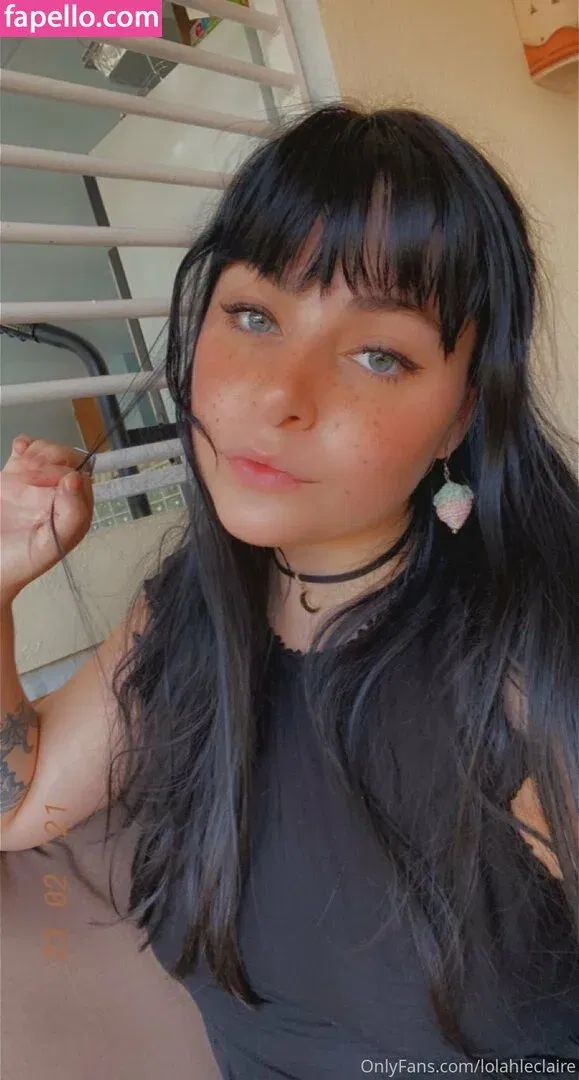 lolahleclaire Onlyfans Photo Gallery 