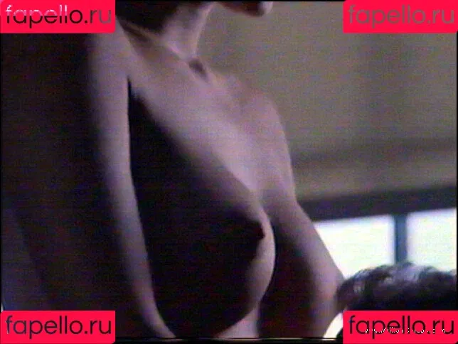 Susan Ward Onlyfans Photo Gallery 