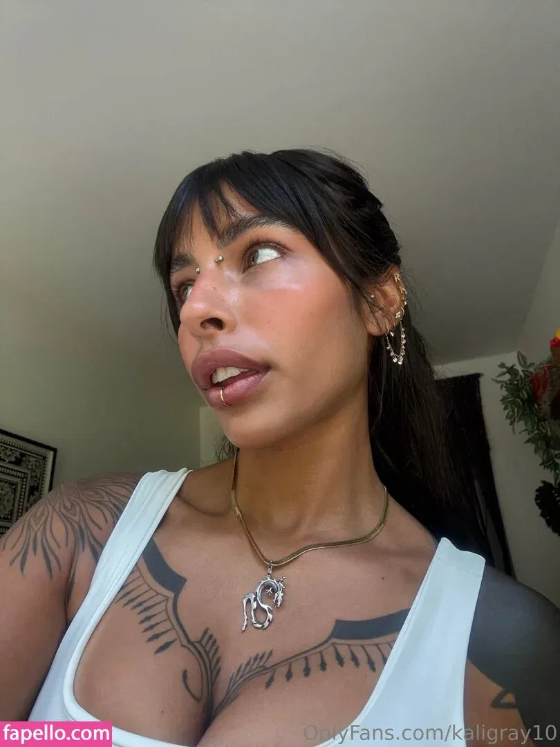 kaligray10 Onlyfans Photo Gallery 