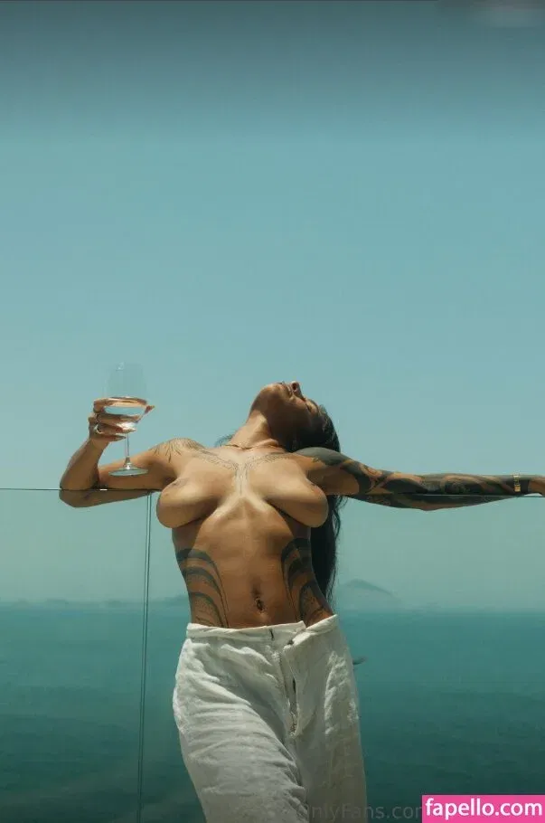 kaligray10 Onlyfans Photo Gallery 