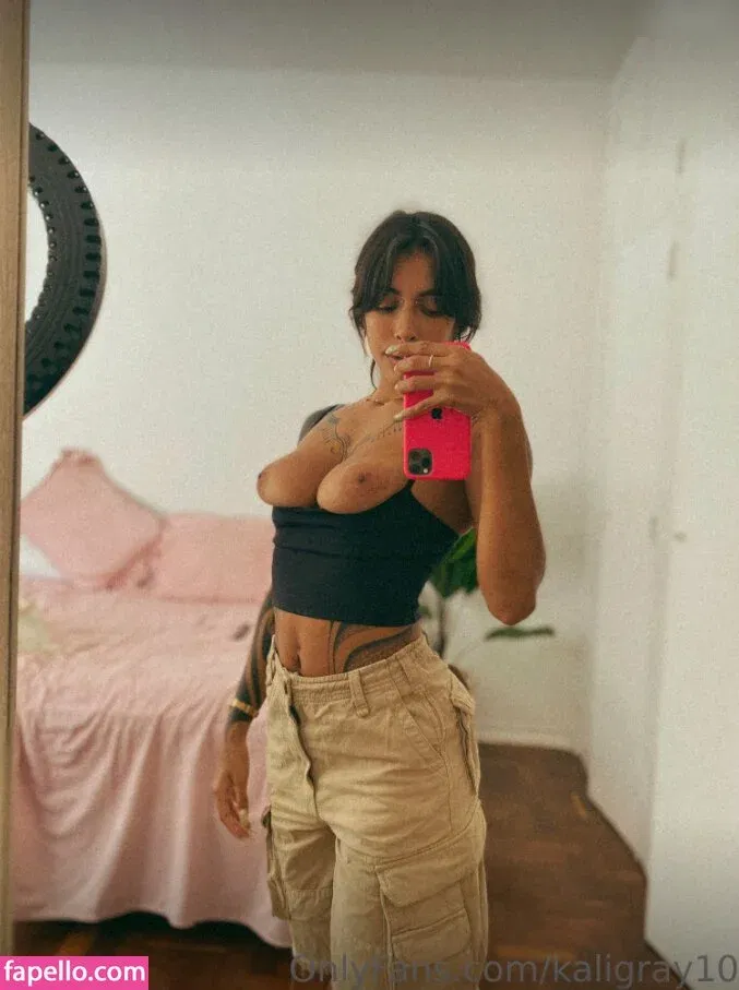kaligray10 Onlyfans Photo Gallery 