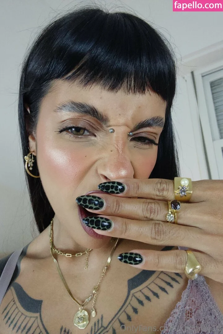 kaligray10 Onlyfans Photo Gallery 