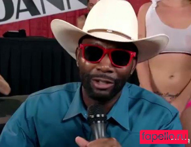 thenoelleeaston Onlyfans Photo Gallery 