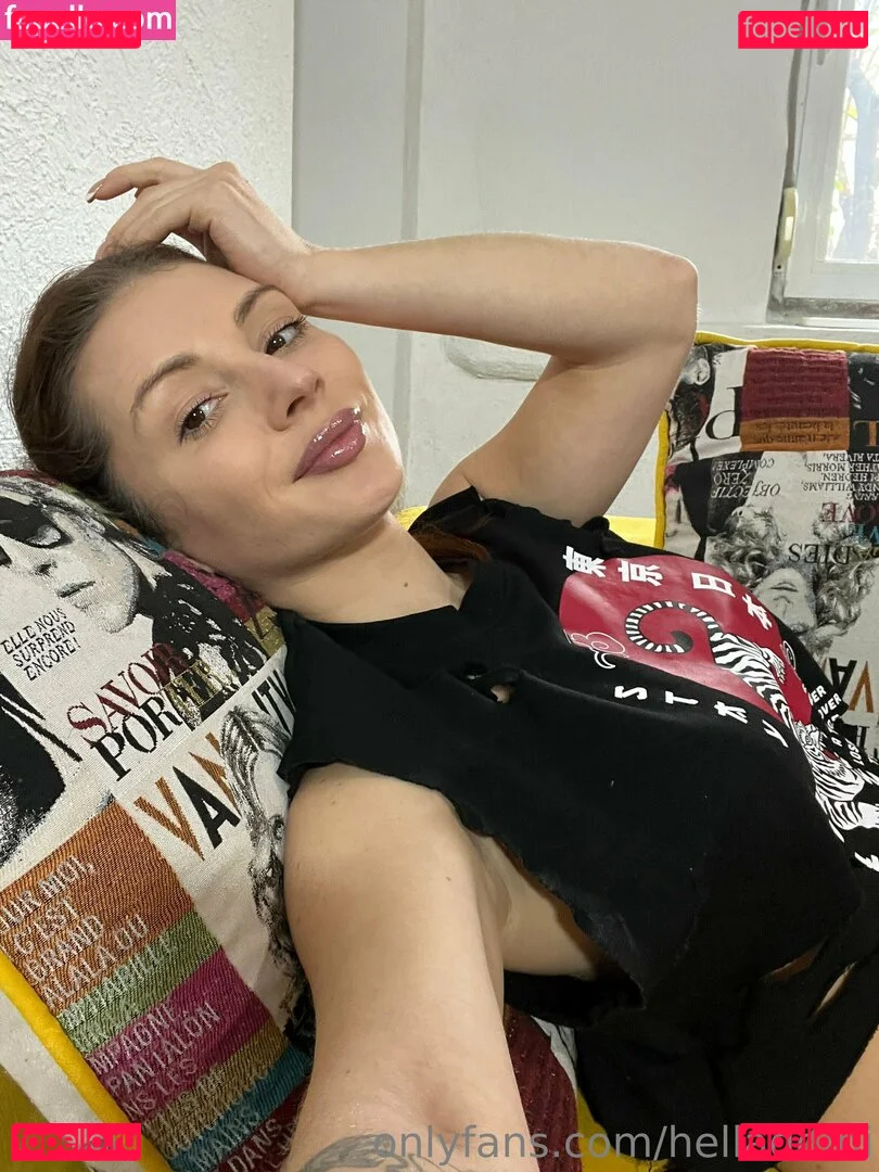 lelyamult Onlyfans Photo Gallery 