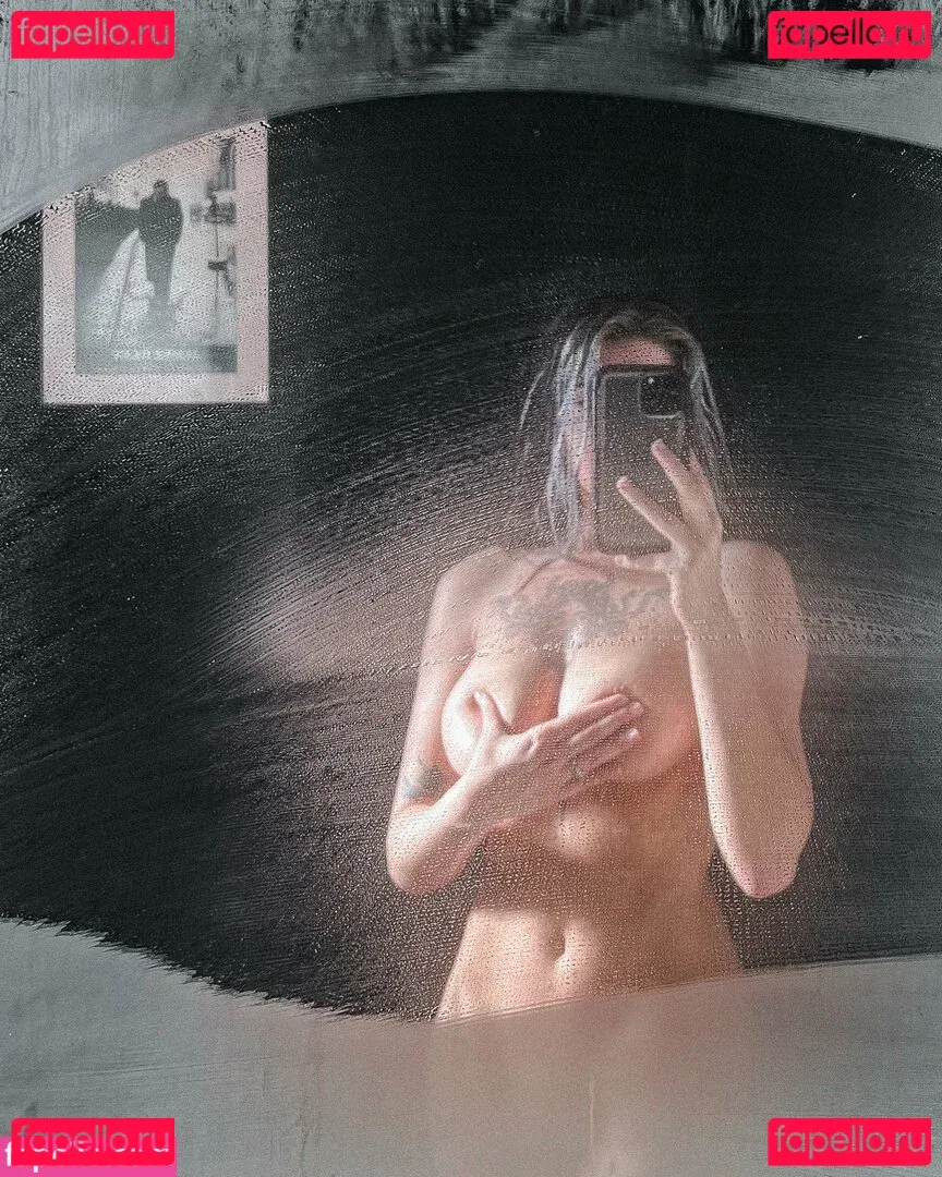 supreme.lilith Onlyfans Photo Gallery 