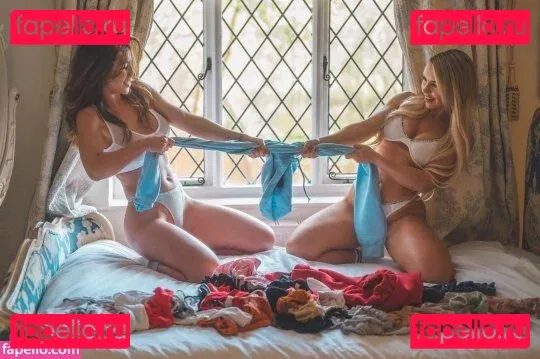 Layla Peach Onlyfans Photo Gallery 