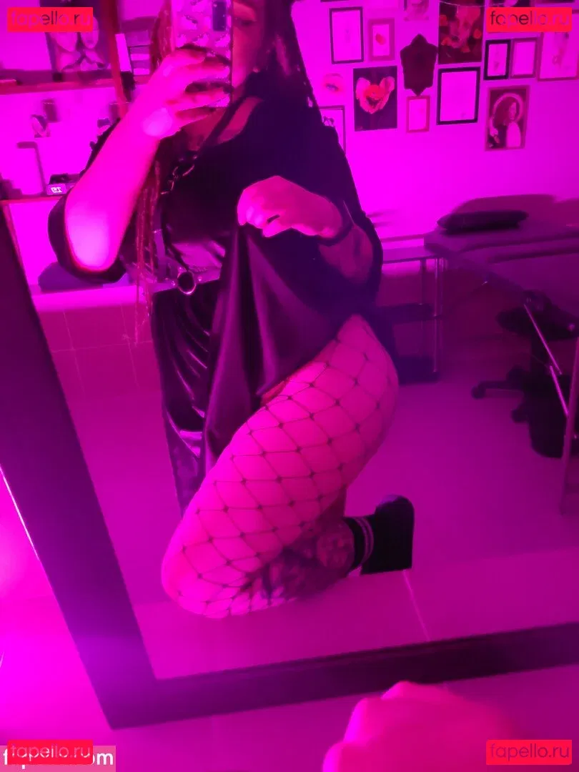 Plum_shiza Onlyfans Photo Gallery 