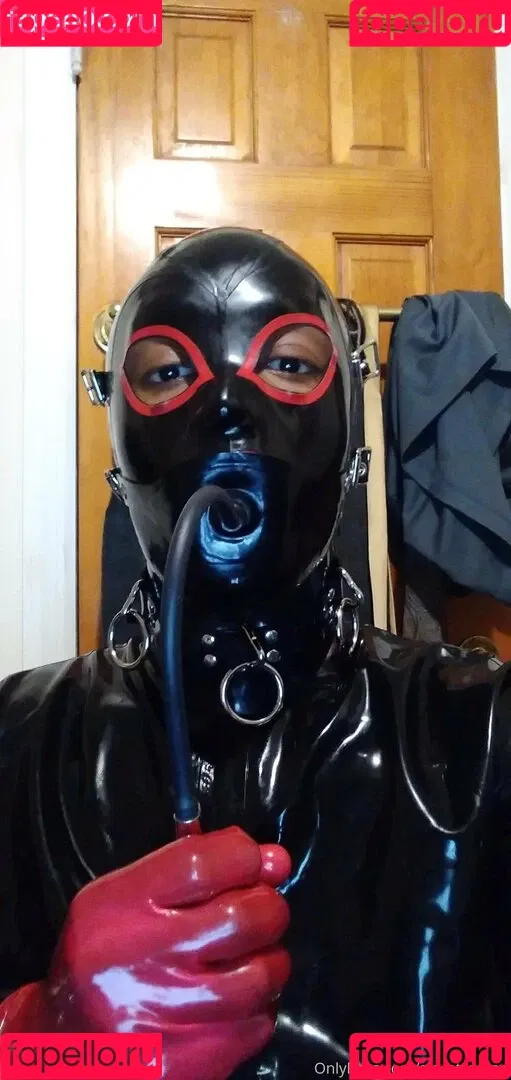 sir_latexman Onlyfans Photo Gallery 
