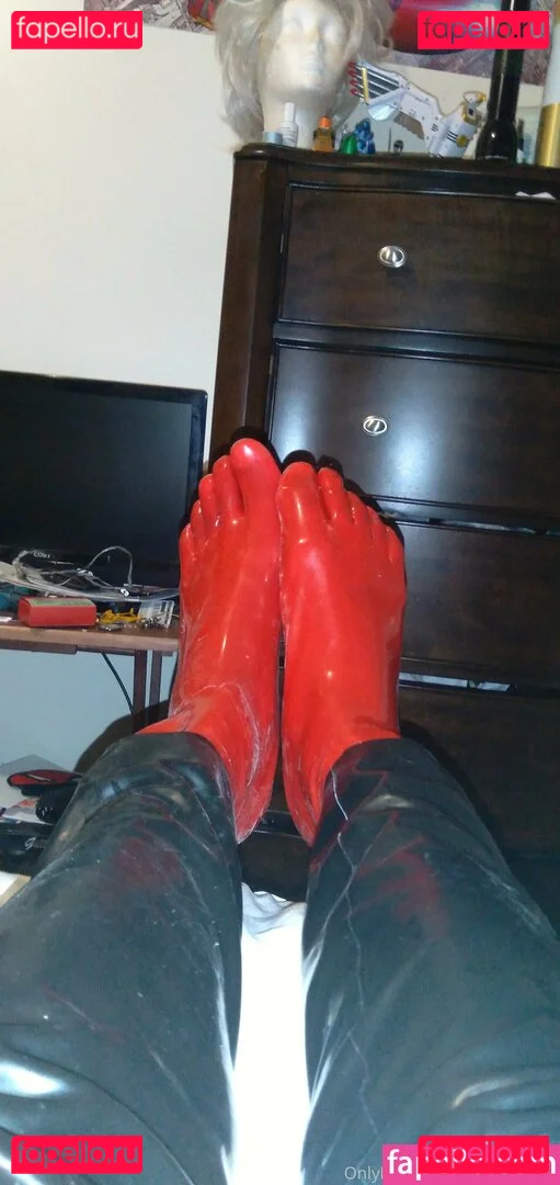 sir_latexman Onlyfans Photo Gallery 