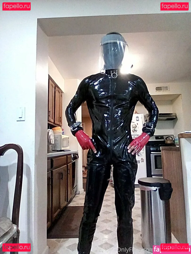 sir_latexman Onlyfans Photo Gallery 