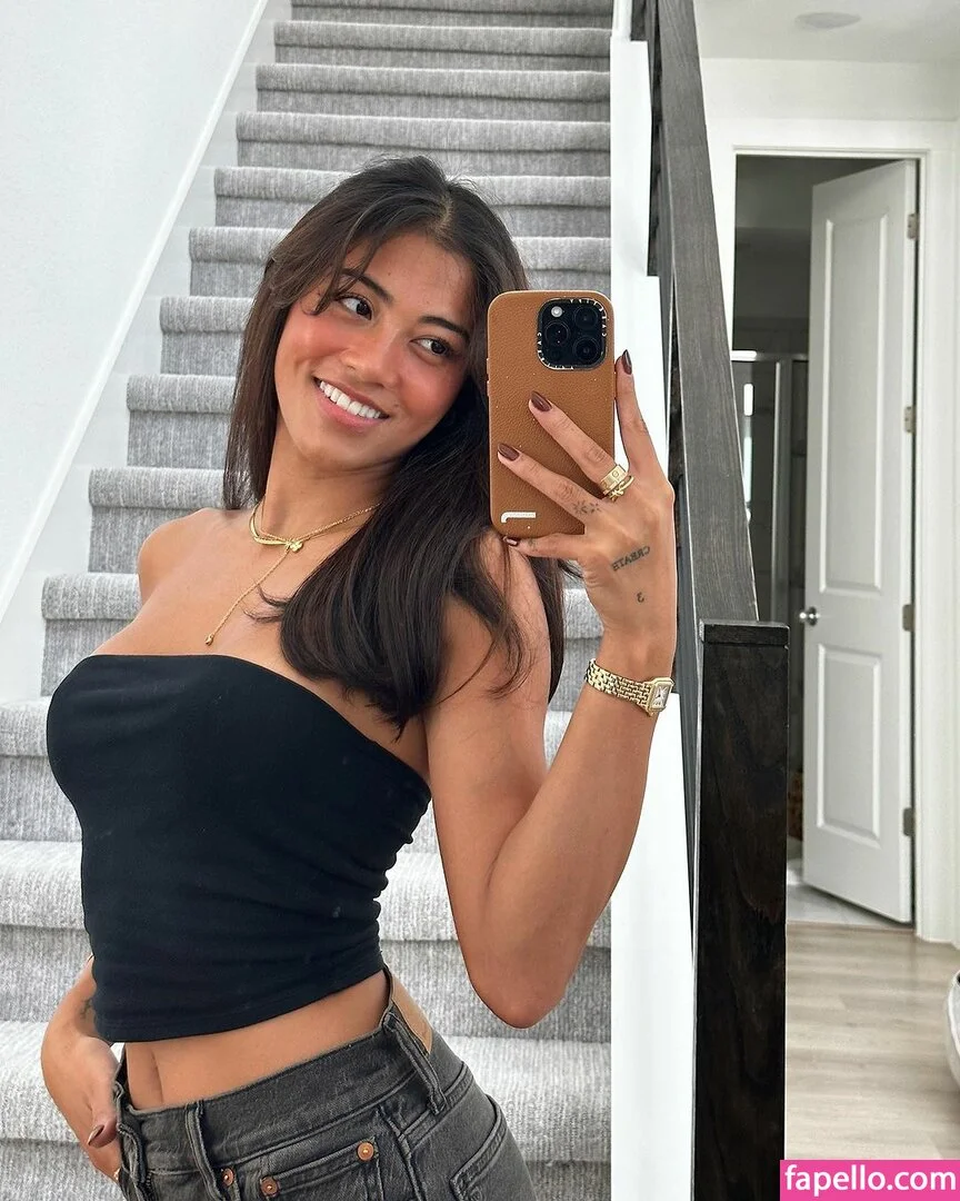 Sophia Cuerquis Onlyfans Photo Gallery 