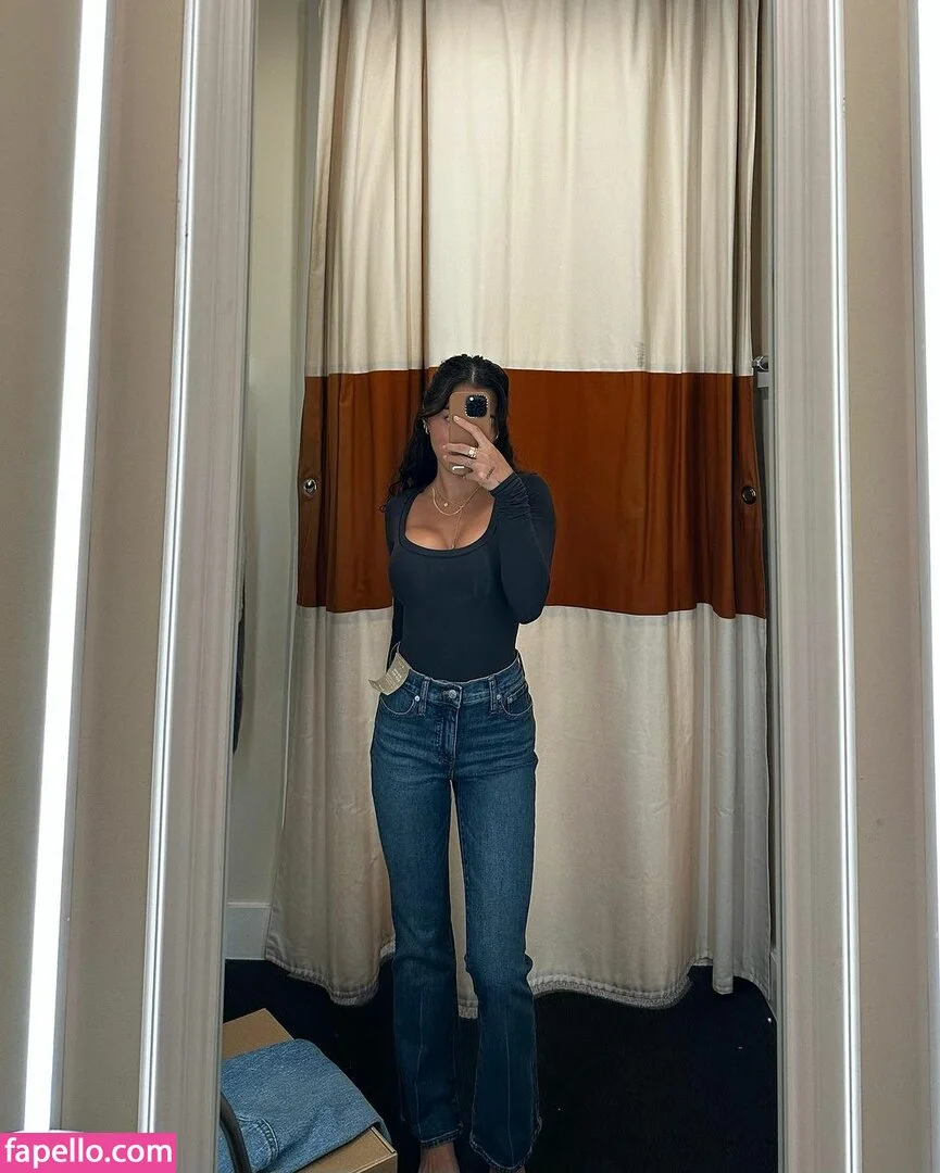 Sophia Cuerquis Onlyfans Photo Gallery 