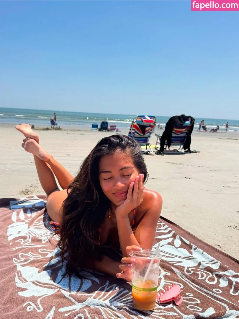 Sophia Cuerquis Onlyfans Photo Gallery 