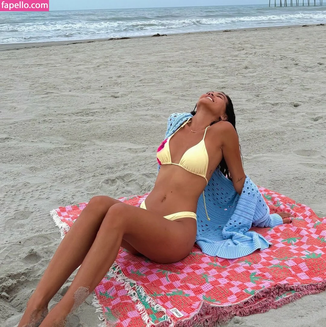 Sophia Cuerquis Onlyfans Photo Gallery 