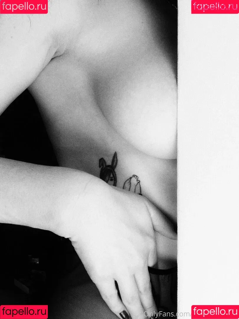 nylonmerbaby Onlyfans Photo Gallery 