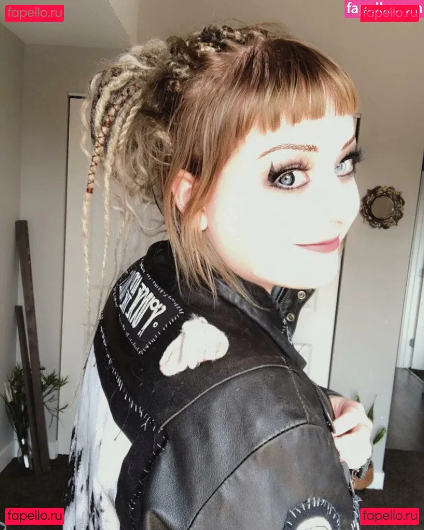 Mother Macabre Onlyfans Photo Gallery 